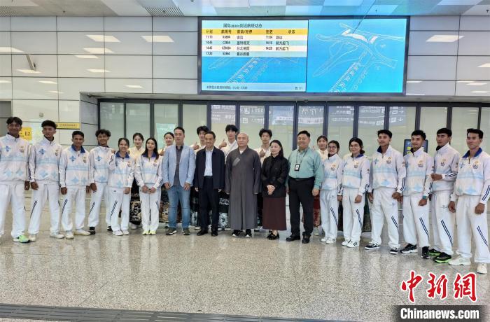 以武术为媒介架起中柬友谊桥：柬埔寨少林寺文