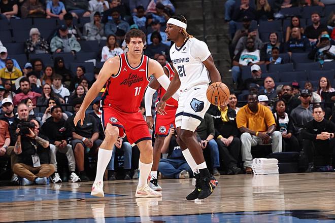 快船险胜灰熊洛佩斯表现低迷引质疑