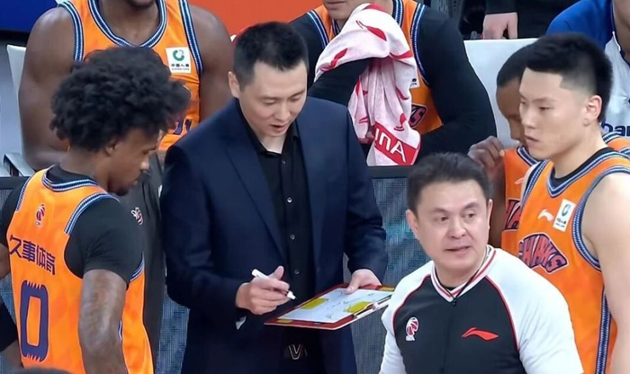 浙江男篮加时险胜广厦，德比大战引爆CBA第25轮