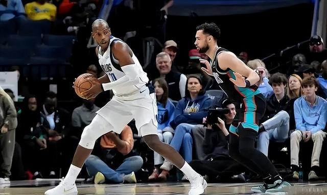 达拉斯独行侠新援米德尔顿创历史纪录 助力球队